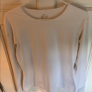 NIKE PRO THERMAL TIGHT EXERCISE SHIRT